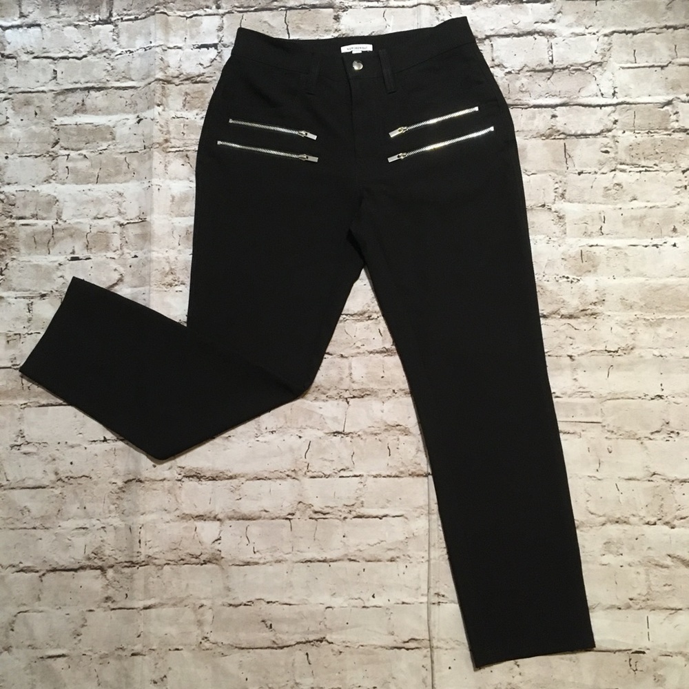 🔥 We Wore What black ankle pants